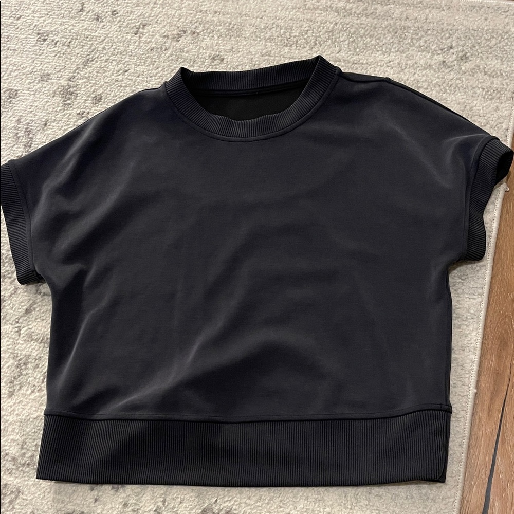 Lululemon top size 8